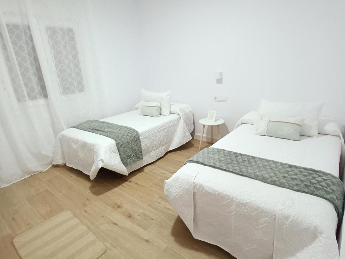 Sumatra Chalet Chiclana de la Frontera Buitenkant foto